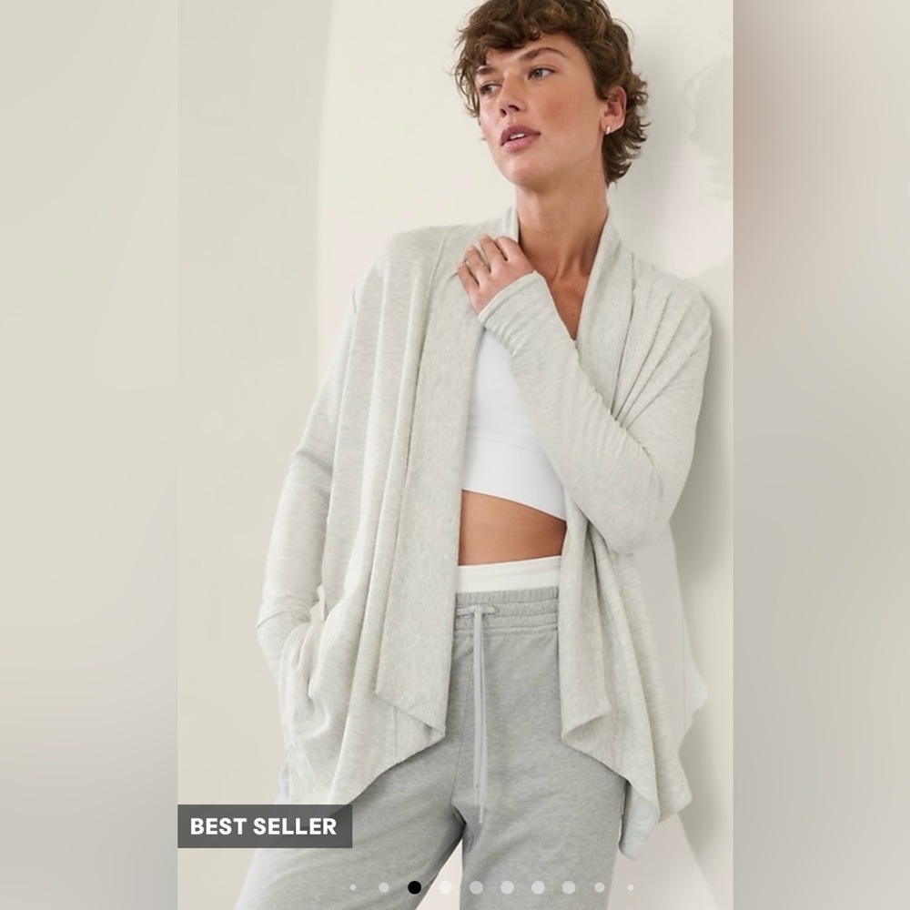 Athleta Pranayama Restore Wrap